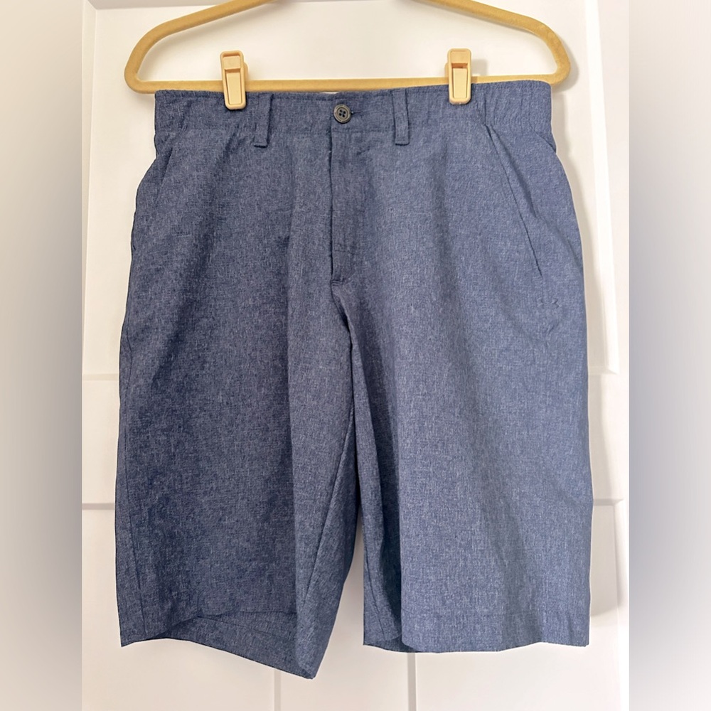 Men’s Under Armour Loose Fit Shorts | Size 32 |